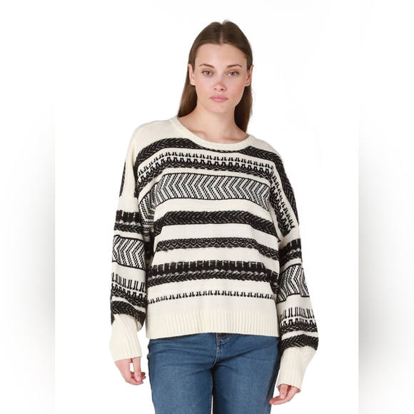 ❄️NWT $80 Dex/Black Tape_ Herringbone Black White Stripe Sweater Size Large - Picture 1 of 8